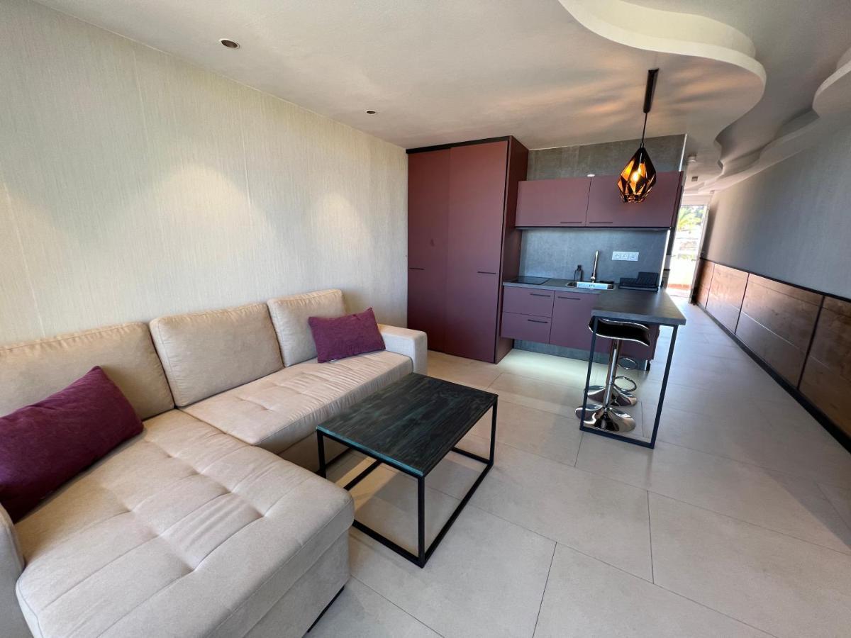 The White Waves Tf Holiday Apartment Las Americas Playa Feñabe Eksteriør billede